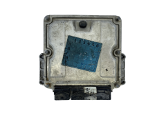 Calculateur 0281010320 8200106111 8200110105 Renault Bosch 52524