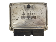 Calculateur 0281015334 038906019PF Skoda Bosch 1078