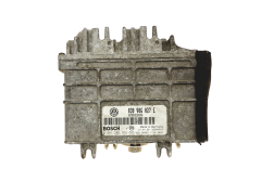 Calculateur Ecu VW 030906027E 0261203932 Bosch 24843