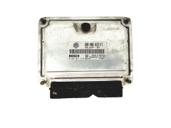 Calculateur Seat Skoda 038906019KT 0281011219 Bosch 23846