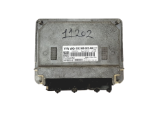 Calculateur 03E906023AM 5WP40876 05 VW Continental