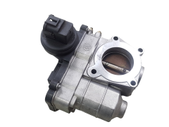 Boitier Papillon D’admission Nissan RME45-01 SERA576-02 Hitachi 1206