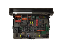 Boîtier Fusibles 9119446-04 17925.000.002A BMW 18883 Boîtier Fusibles 9119446-04 17925.000.002A BMW 18883