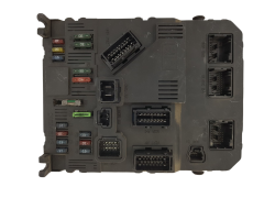 Calculateur BSI E02-00 S118085220A 9649627880 PSA Siemens 1631