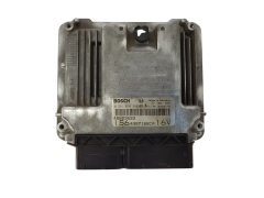 Calculateur 46823593 0281010986 436615BAA Alfa Romeo Bosch 3490