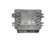 Calculateur Renault S110140201A 8200326395 8200326387 Siemens 62164