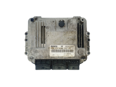 Calculateur 0281015798 237100055R 237100870R Renault Bosch 35886