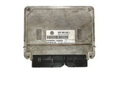 Calculateur 03E906033L 5WP40194 05 VW Siemens 18294