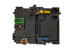 Calculateur BSI T1 S105872300G 9626460880 PSA Siemens 15368