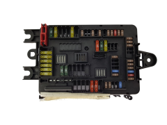 Boîtier Fusibles 926111102 19178.000.001 BMW 19730