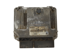 Calculateur 0281014076 55565527 Opel Bosch 13825