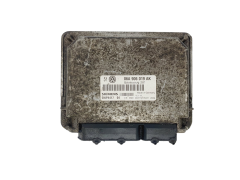 Calculateur VW 06A906019AK 5WP4417 04 Siemens 42298 Calculateur VW 06A906019AK 5WP4417 04 Siemens 42298