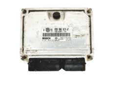 Calculateur 038906019AT 0281010974 Volkswagen Bosch 19075