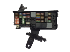 Boîtier Fusibles A1645400272 15454741 Mercedes-Benz Delphi Boîtier Fusibles A1645400272 15454741 Mercedes-Benz Delphi