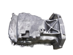 Carter D`Huile A6070140102 111110421R 1.5 CDi Mecedes-Benz A Carter D`Huile A6070140102 111110421R 1.5 CDi Mecedes-Benz A