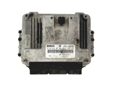Calculateur 0281013907 8200705747 8200705748 Renault Bosch 27203