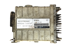 Calculateur 0285007061 893907383B VW Bosch 18868