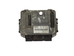 Calculateur 0281011724 8200311550 8200384493 Renault Bosch 18698