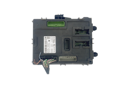 Calculateur Moduł BCM 284B13432R S180192210G  Renault 38412