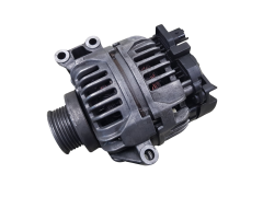 Alternateur 7700434899 0124325031 Bosch 1.4 Renault Clio 2 Kangoo