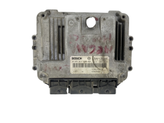 Calculateur 0281011276 8200305678 8200304606 Renault Bosch 52005