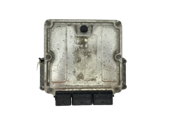 Calculateur 0281011324 8200309316 8200309321 Renault Bosch 57428