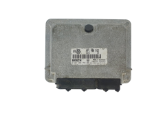 Calculateur VW 071906018 0261204753 Bosch 40715