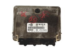 Calculateur 038906018BM 0281001846 VW Bosch 21164