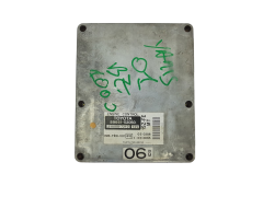 Calculateur Toyota 89661-52060 211000-7210 1SZ-FE Fujitsu