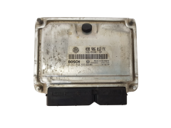 Calculateur 038906012FK 0281010683 Seat Bosch 3400
