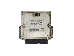 Calculateur 0281011062 P56044220AD Chrysler Bosch 42331