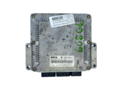 Calculateur 0281010637 8200211711 8200085386 Renault Bosch 62821