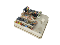 Calculateur BSI Renault 902663A 8200902663A  38437 Calculateur BSI Renault 902663A 8200902663A  38437