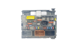 Calculateur BSM R02-00 9667044980 PSA Delphi 44819 Calculateur BSM R02-00 9667044980 PSA Delphi 44819