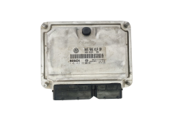 Calculateur 045906019BP 0281012194 VW Bosch 45760