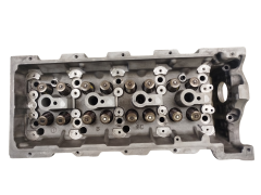La Culasse Mercedes Sprinter A6460101420 2.2 CDI 646986 La Culasse Mercedes Sprinter A6460101420 2.2 CDI 646986