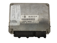 Calculateur VW 06A906019AK 5WP4371 03 Siemens Calculateur VW 06A906019AK 5WP4371 03 Siemens
