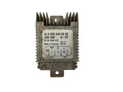 Calculateur ESG 300 A0255453232 898940000 164213000 Mercedes 13633 Calculateur ESG 300 A0255453232 898940000 164213000 Mercedes 13633