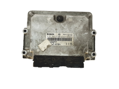 Calculateur Fiat 55182953 0281010337 Bosch 21750