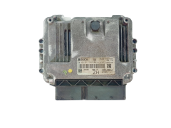 Calculateur Opel 0281011943 55556829 8973785711 Bosch 45478