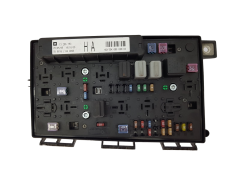 Boîtier Fusibles 13206753 5DK008668-23 Opel GM Boîtier Fusibles 13206753 5DK008668-23 Opel GM