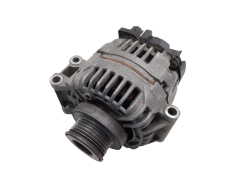 Alternateur 7700434899 0124325031 1.4 Renault Bosch Clio 2 Kangoo Alternateur 7700434899 0124325031 1.4 Renault Bosch Clio 2 Kangoo