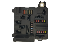 Calculateur UPC X84 N2 8200306032C S118399200F Renault Siemens 1663 Calculateur UPC X84 N2 8200306032C S118399200F Renault Siemens 1663