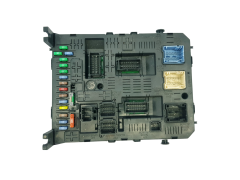 Calculateur Moduł BSI 28119246-2C  28120836-4 281201906C PSA 