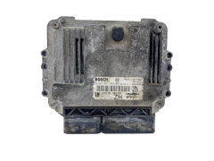 Calculateur Opel 0281011943 55556829 8973785712 Bosch GM Isuzu 51347