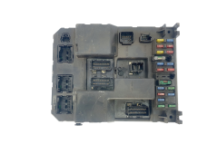 Calculateur BSI 9651197680 9651196980 J04 -00 PSA Valeo 38414