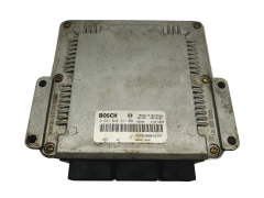 Calculateur 0281010297 8200048297 8200112661 Renault Bosch 68363