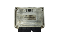 Calculateur 045906019C 0281010697 VW Bosch 16573