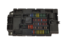 Boîtier Fusibles Mini 504912F03 9812535-02 H6 R60 Boîtier Fusibles Mini 504912F03 9812535-02 H6 R60
