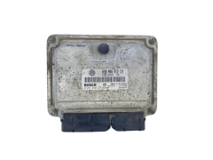 Calculateur 038906012CM 0281010379 VW Bosch 62106